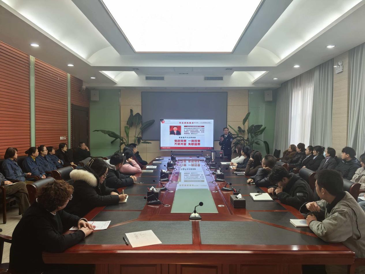 普及消防知識(shí) 筑牢安全防線(xiàn)--公司舉辦202…